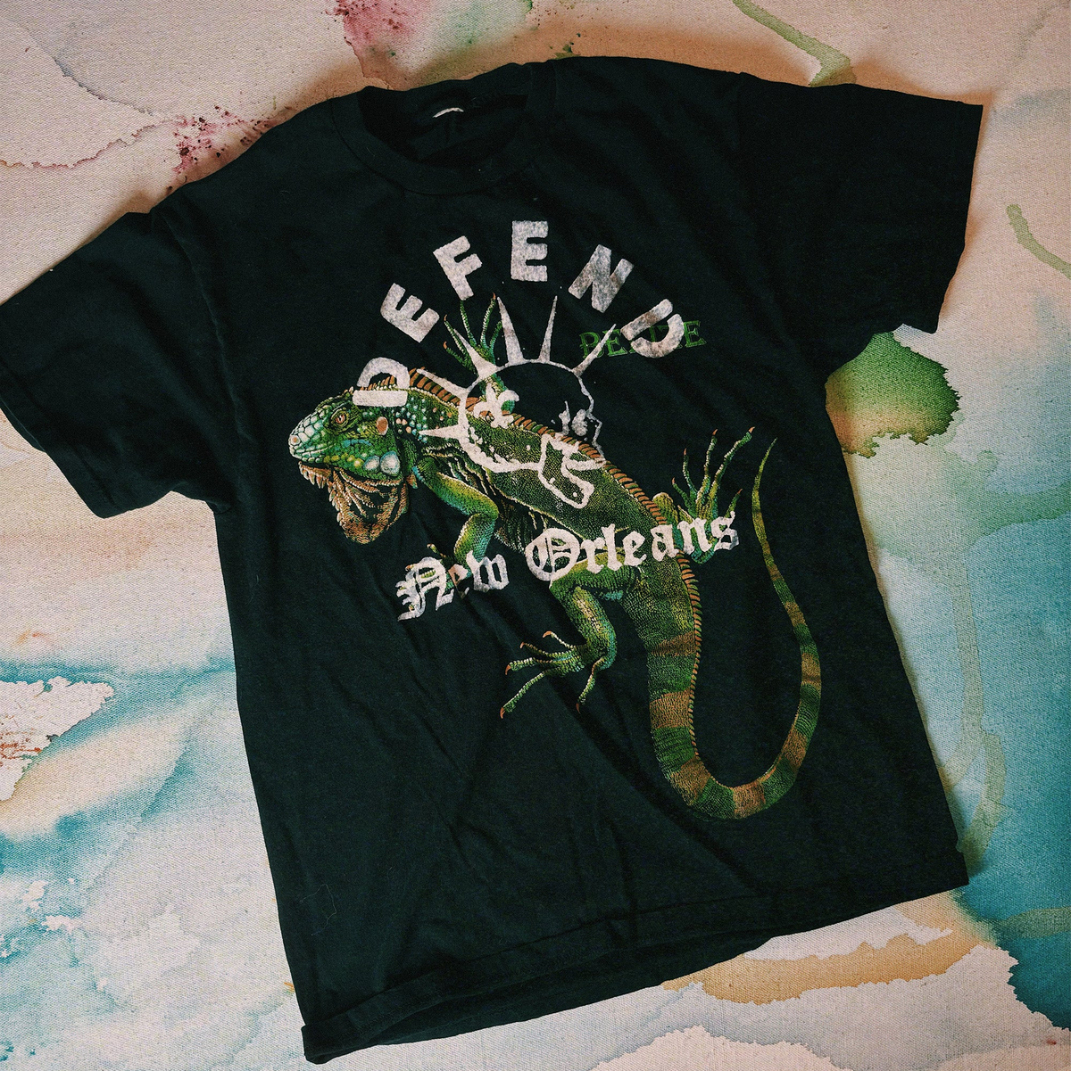 Defend Vintage Belize Iguana