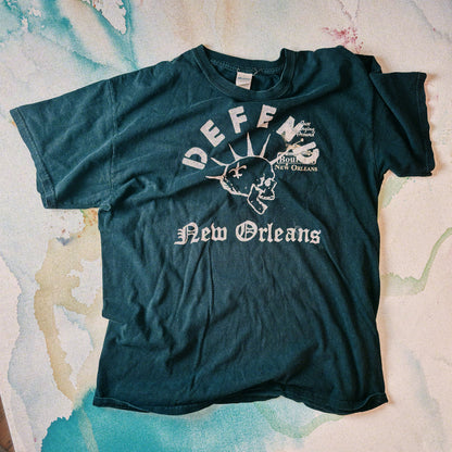 Defend Vintage Hanging Around