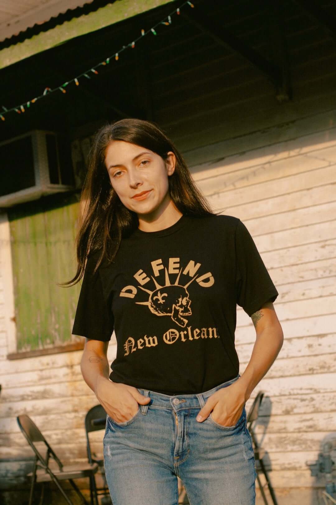 Classic T-Shirt - Shirt - DNO#color_black-gold